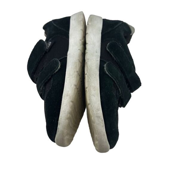 UGG Black Toddler Tygo Sneaker Size 11 - Picture 3 of 9